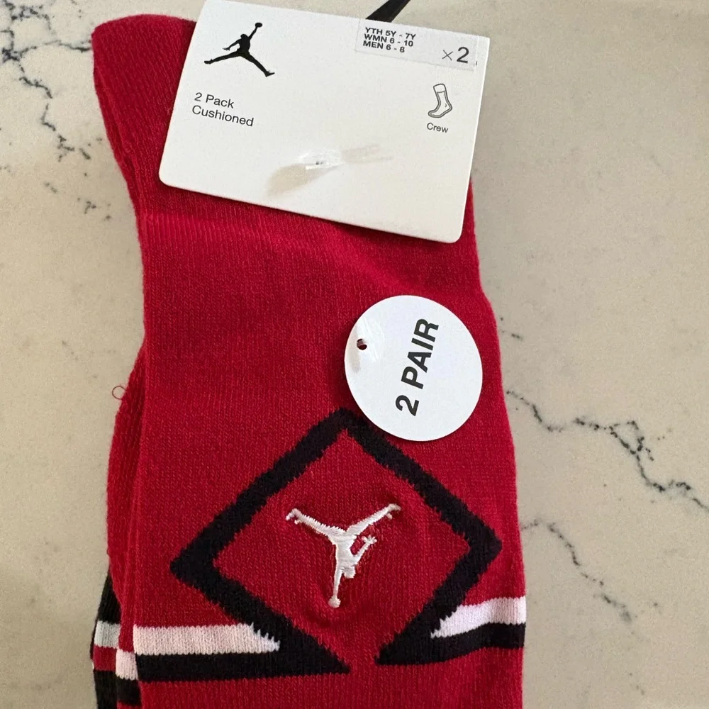 Nike Air Jordan Kids Crew Socks Red Black 5Y-7Y Women 4-6 2 Pair